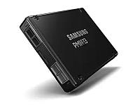 SSD SAMSUNG SSD series PM1743 7.68TB PCIe Gen5 NVMe NAND flash technology TLC Write speed 6000 MBytes/sec Read speed 7500 MBytes/sec Form Factor 2,5" MTBF 25000000 hours MZWLO7T6HBLA-00A07