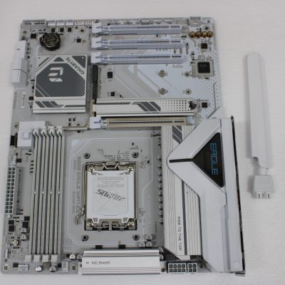 SALE OUT. Gigabyte B850 EAGLE WF7 ICE Processor family AMD Processor socket AM5 Number of SATA connectors 4 USED, REFURBISHED, WITHOUT ACCESSORIES, ONLY BACK PANEL, AND ANTENA INCLUDED