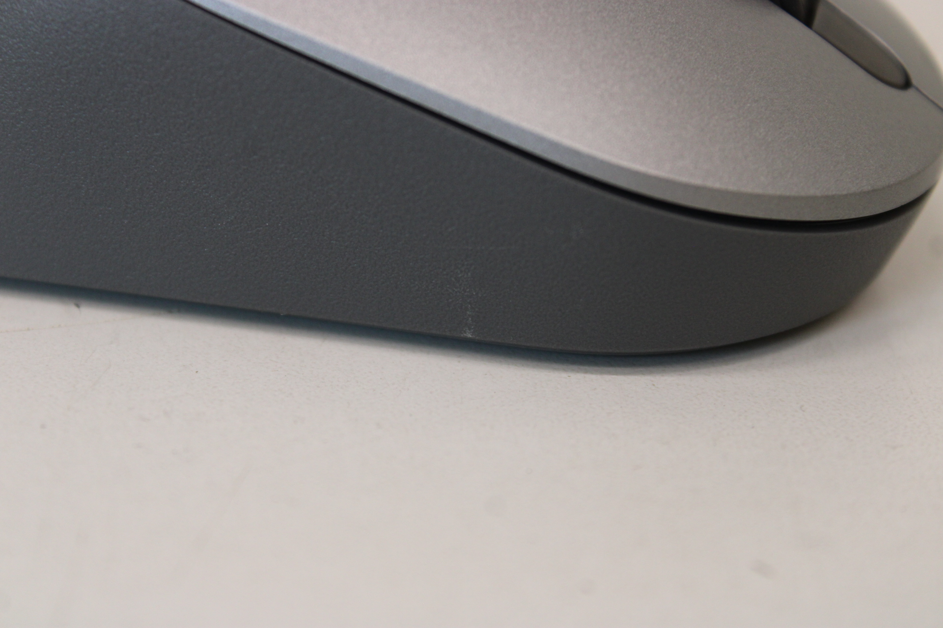 SALE OUT. Dell Keyboard and Mouse KM7120W Wireless Russian Dell Keyboard and Mouse KM7120W Keyboard and Mouse Set Wireless Batteries included Bluetooth Wireless connection Russian Titan Gray DEMO, SCRATCHED - Image 3