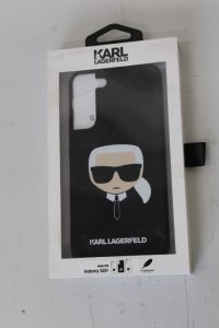 SALE OUT. Karl Lagerfeld KLHCS22MSLKHBK S22+ S906 black hardcase Silicone Karl`s Head DIRTY PACKAGING SALE OUT. SALE OUT. Karl Lagerfeld DIRTY PACKAGING